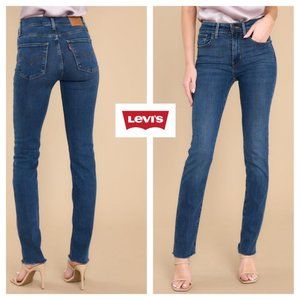 NWT $98 LEVI'S Women W 26"  L 32" 726 High-Rise Slim Straight Hypersoft Raw Hem
